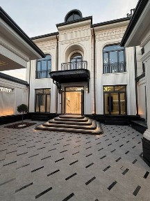 Срочно срочно продается шикарный Евродом самом центре города