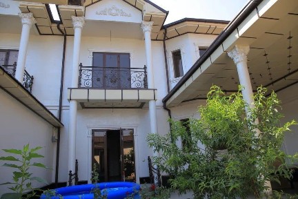 Продается дом 2сотки МирабадФасад 10м