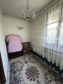 qizlarga kvartira 2 ta qiz olamiz