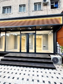 Срочнг сдается офис нежилое новза метро 30м2