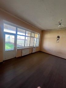 Самарканд Анвар электрик ёнида 6 сотих коттежд