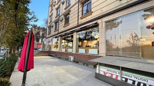 Продается Нежилой помещения Ор-тр- Бадамзар мечеть 700м2