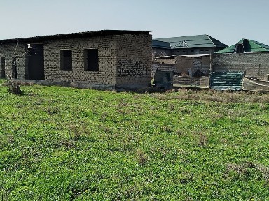 Uchastka sotiladi