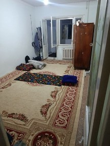 Xona beriladi 2 ta erkak kishiga
