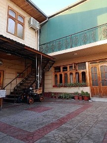 Продаётся дом 1.3 сот. 6 ком. яшнабадский район Янгиабад