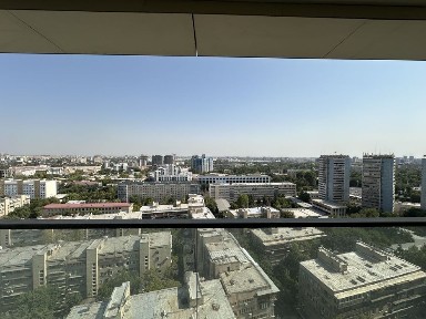 Продается коробка в Акай Сити