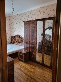 Аренда чорсу коратош 3.хонали оилага берилади