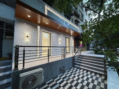 Аренда под Офис Ориентир Метро Ойбек 90м2 3000$