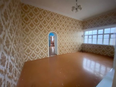 2,8-соток срочно продаётся дом.