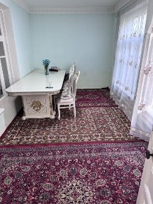 Ijaraga talaba qizlar uchun yotoqxona