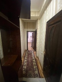 Уй сотилади срочно 4 поликлиника хама жихозлари билан бирга