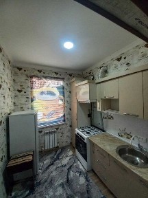 Хивада Ахмедовни оркасида квартира сотилади