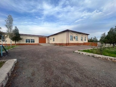 Производственная территория на продажу в Ангрене