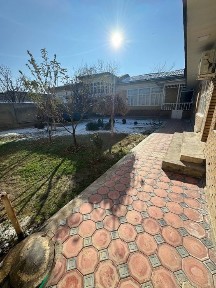 Toshkent tumani kok saroyda uy sotiladi