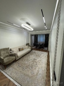 Продается 4 х комн квартира в центре