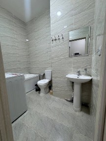 Сдается НОВАЯ 1 комнтаная квартира в новостройке, high town mall.