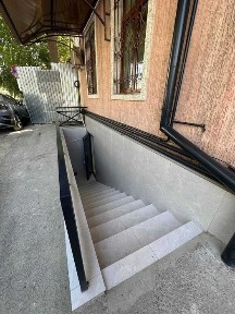Аренда 210м² в центре Ташкента Яккасарайский р-н ориент. г-ца «Россия»