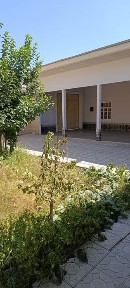 12- Поликлиника 4,5-соток срочно продаётся дом.
