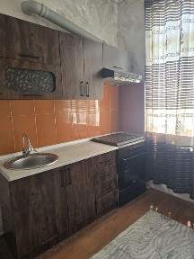 1xonalik 4-qavatda 4qavatlik yangi gʻishtli domdan sotiladi, Maftuna o