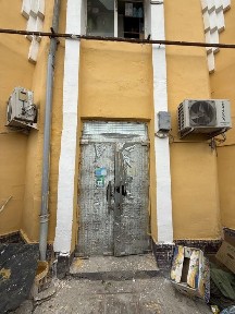 Дехкон бозорда Закрытый мевачилани ортасинда дукон 20 квадрат