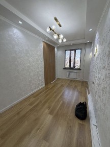 Продается 2 комнатная квартира / Ялангач / Эко базар