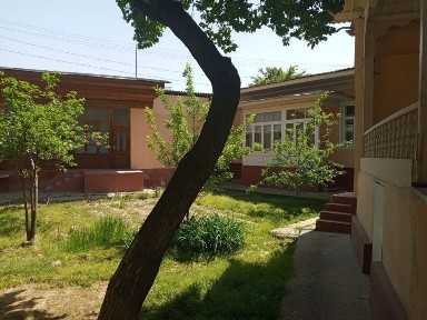 Продается дом на Мирабадском Районе
