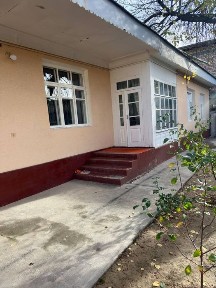 ПРОДАЕТСЯ: Продается дом //Пилла махалля 5 соток 5 комнат Все коммуник