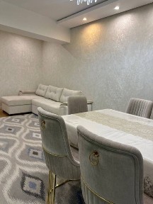 Квартира сроцно продается в центре Ташкента