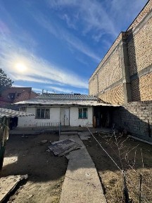 Дом-4 ком! метро Буюк Ипак Йулли (можно рабочим студентам или под склад