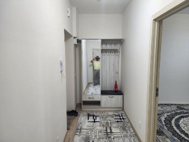 1 kishiga Sheriklikka kvartira bor