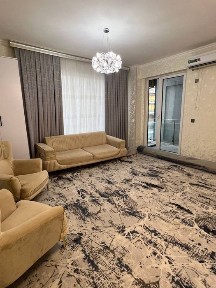 Яккасарайский район. Сдается в аренду. 2-х комнатнаям квартира, студио