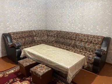 5 каватли домнинг 1 каватида 2 хонали квартира ижарага берилади