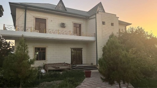 Madaniyatda 2 qavatli uchastka sotiladi