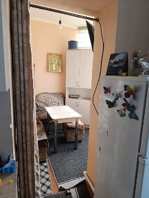 Продается 3-х комн. перед. в 4-х комнатную квартиру, 2-й этажа в Карма