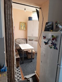 Продается 3-х комн. перед. в 4-х комнатную квартиру, 2-й этажа в Карма