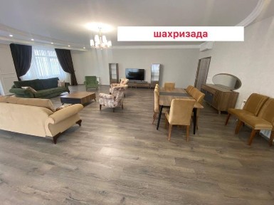 Ойбек метро ул: Фидокор м Сдаётся в аренду Шикарная квартира
