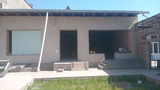 Qumariq maxallasida hovli