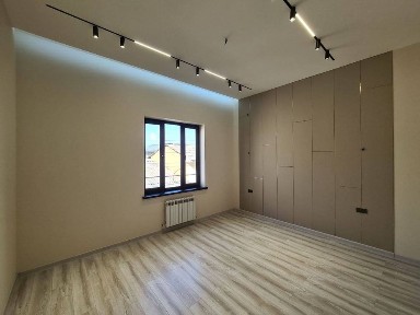 Срочно Срочно Продаётся Люкс ДОМ в Мирзо Улугбекский район