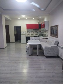 Kvartira Sotiladi 3 xonali 3 etaj