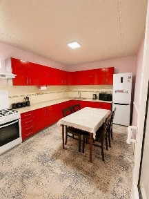 Hovli sotiladi Yangi xayot 2 sotik 4 xona
