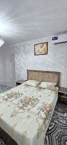 Чиланзар -7 кв 1-2/4/5.30м2 Срочно Продам квартиру Срочно