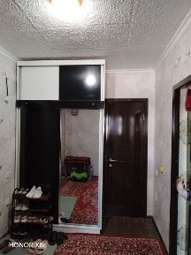 Surochna uy sotiladi 3 xonaly 3 etaw