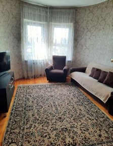 Продается 3-х в 4-х комнатная квартира. Буз-2. Ялангач