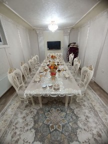 Продаётся дом с Ташкента в начале г. Чирчика