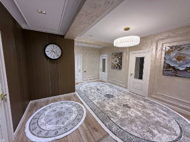 Media park tomonda 3 xonalik uy sotiladi