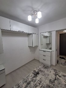 Mirzo Ulugʻbek Yalongoch Chimgan 1 xona kv sotiladi
