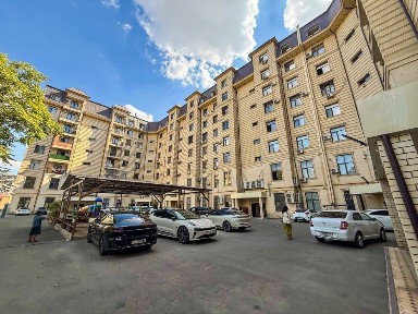 Своя 4/6/9 160м2 ЖК Mega Dom ориентир OQ SAROY, Макро, Тапоич мост