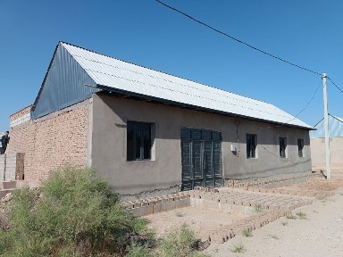 Hovli sotiladi karobka holda