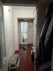 Продаю 2/4/4 кирпичный дом 2×6 балкон, на Кадышева базар
