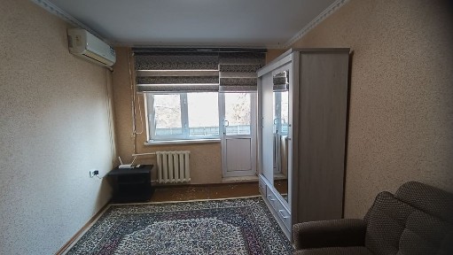 Бухоро шаҳри, Мустакиллик кўчаси, 44-уй, 112-хона. 3 этаж, 1 хоналик.